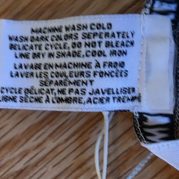 Walter Baker Paradise Sarong In Grand Magnolia OS NWT - Picture 6 of 6